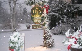 Inn At Weston Sign